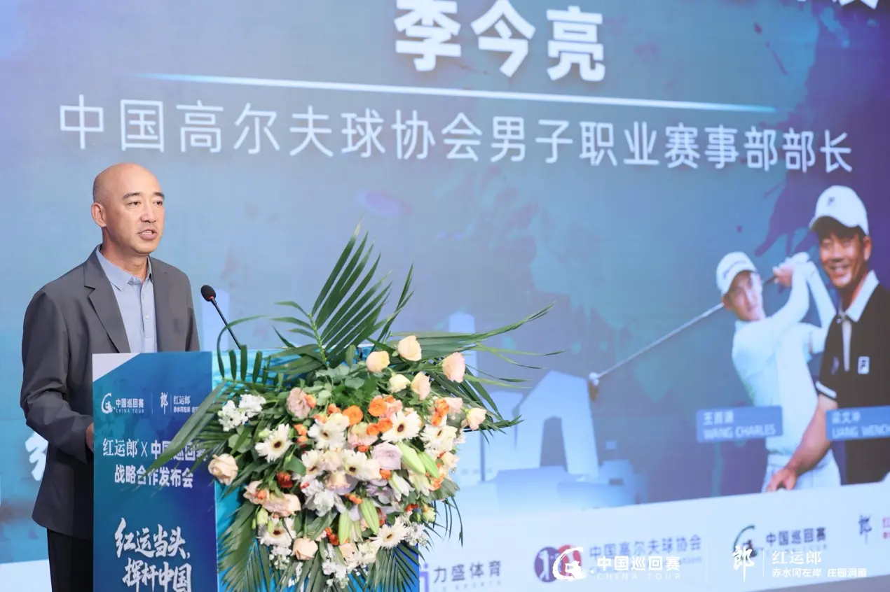 同合影留念, 共同推动中 同合影留念, 共同推动中