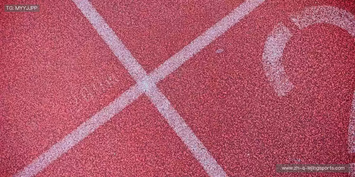 👟潮流周边，让运动与时尚完美碰撞！